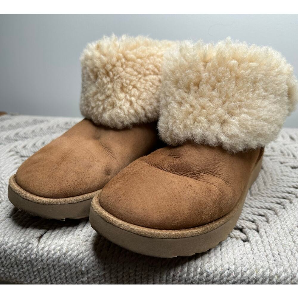 Ugg: Chestnut Classic Short Boot - image 1